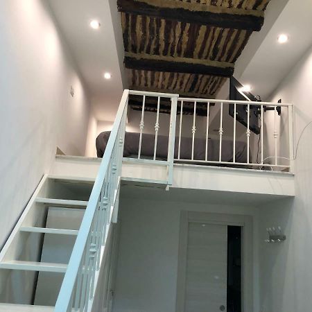 נאפולי La Casina Di Lia In Via Dei Tribunali מראה חיצוני תמונה