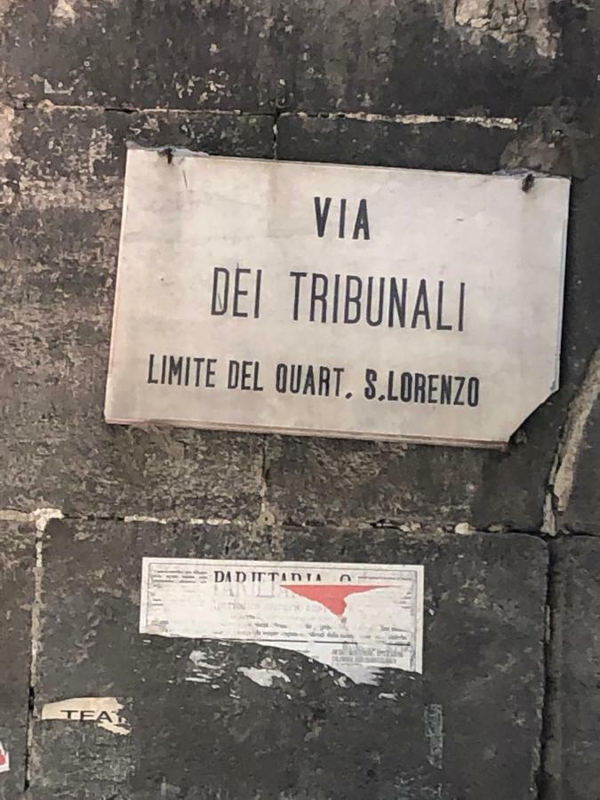 נאפולי La Casina Di Lia In Via Dei Tribunali מראה חיצוני תמונה